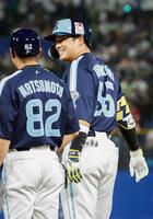 　４回、適時打を放った村上