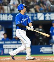 　６回、板山が空振り三振に倒れる