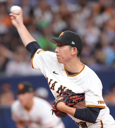 好投する先発の戸郷（撮影・坂部計介）