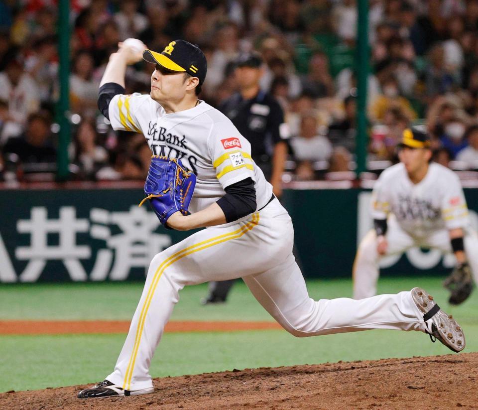 ８回に登板し、３勝目を挙げた松本裕