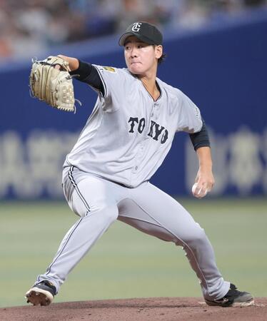 　先発し力投する井上