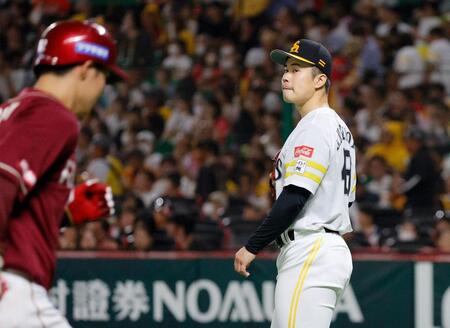 　４回、太田（左）に２ランを浴びた松本晴
