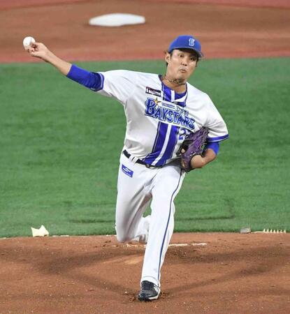 　ヤクルト打線に立ち向かう藤浪（撮影・佐藤厚）