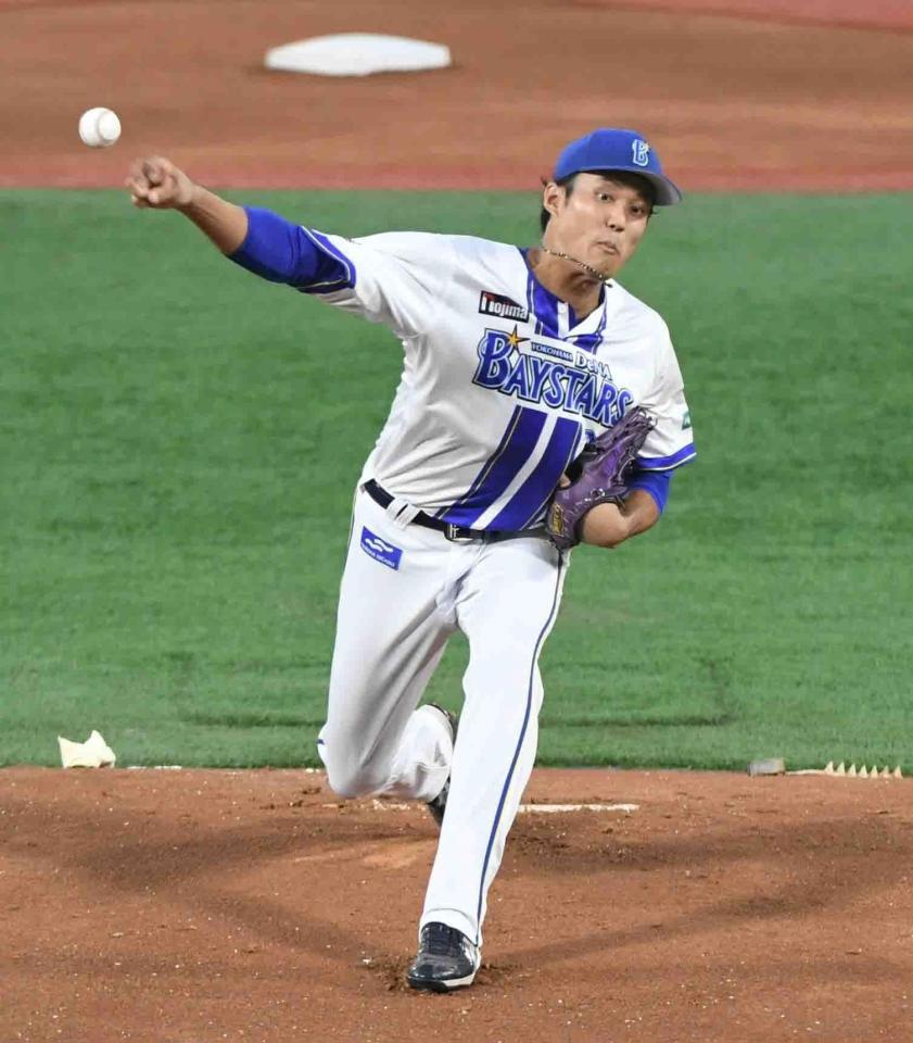 　ヤクルト打線に立ち向かう藤浪（撮影・佐藤厚）