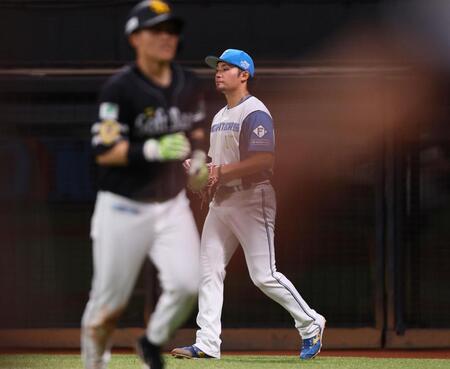 　２回、笹川に適時打を許した伊藤（撮影・中島達哉）