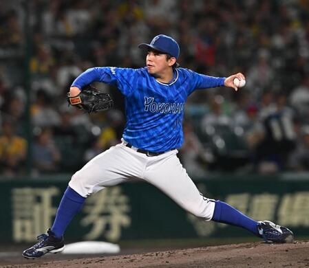 　力投する先発の東（撮影・西田忠信）