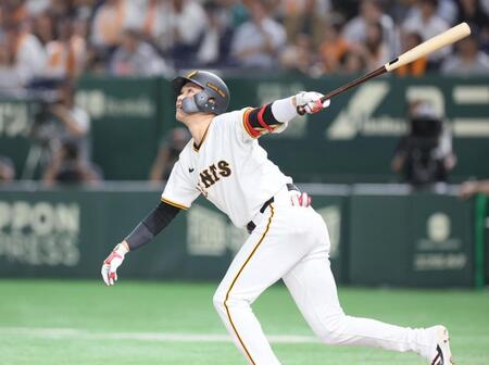 巨人・坂本　八回代打でＶ犠飛「後からいく選手の大変さを初めて知った」