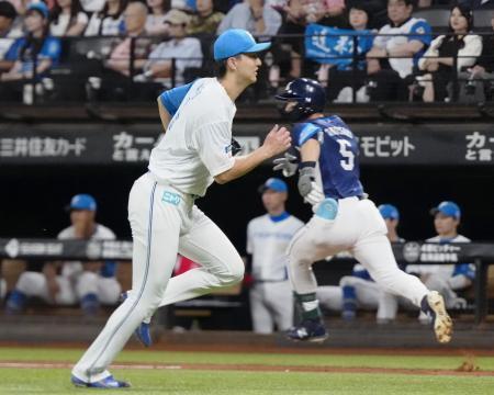 日３-７西（１２日）　日本ハム、追い上げ届かず