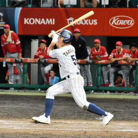 　８回、同点適時打を放つ為永