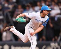 　９回、登板した上原（撮影・中島達哉）