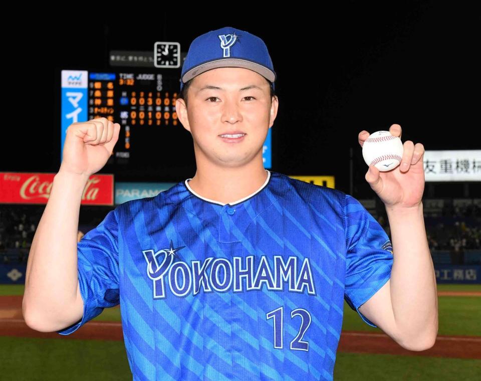 　３勝目を挙げ、笑顔を見せる竹田（撮影・佐藤厚）