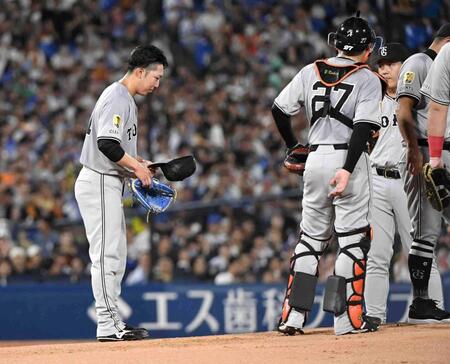 巨人　ついにＤｅＮＡと０差に　先発赤星が１２球降板、投壊９失点　九回、執念の攻撃も届かず阿部監督「負けは負け」