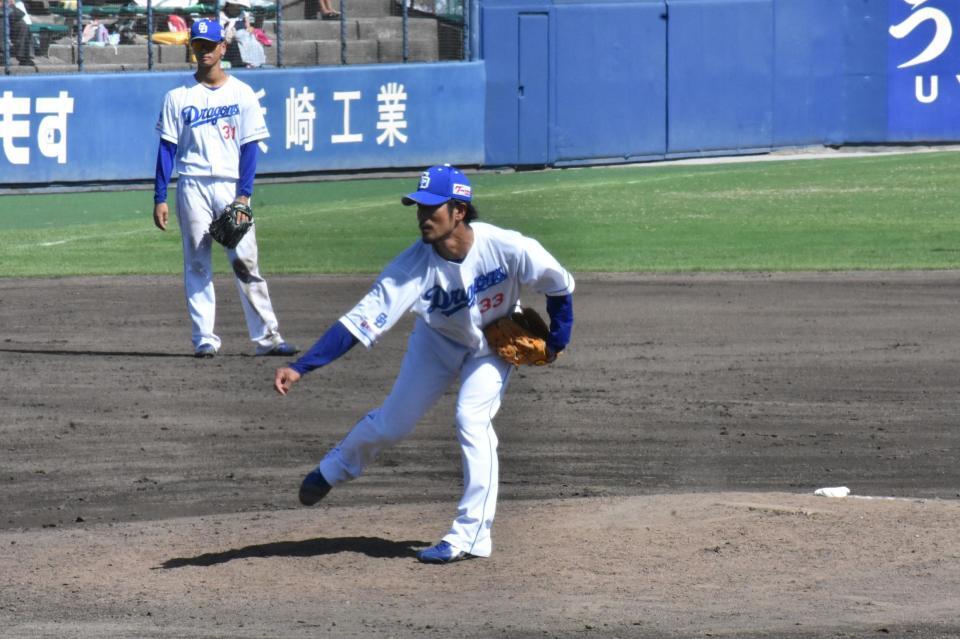 　２者連続三振を奪った祖父江