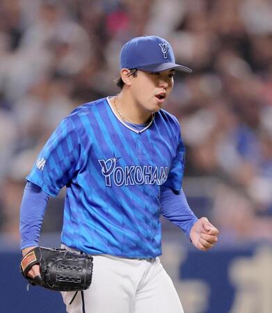 　７回、ボスラーを空振り三振に仕留めた東