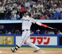 　２回、リチャードが左越えに同点２ランを放つ