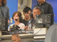 　実況席に座る中川安奈（左）と清原和博氏（撮影・伊藤笙子）