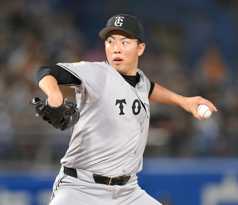 　力投する先発の森田（撮影・伊藤笙子）