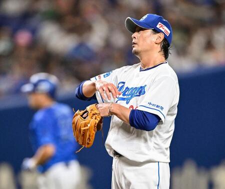 　５回、筒香（左）に３ランを浴びた涌井