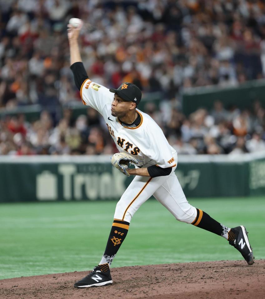 　９回に登板したマルティネス