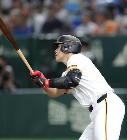 岡本２打席連発で巨人ＣＳ進出王手　阿部監督絶賛「完ぺきじゃなくても本塁打打てる」