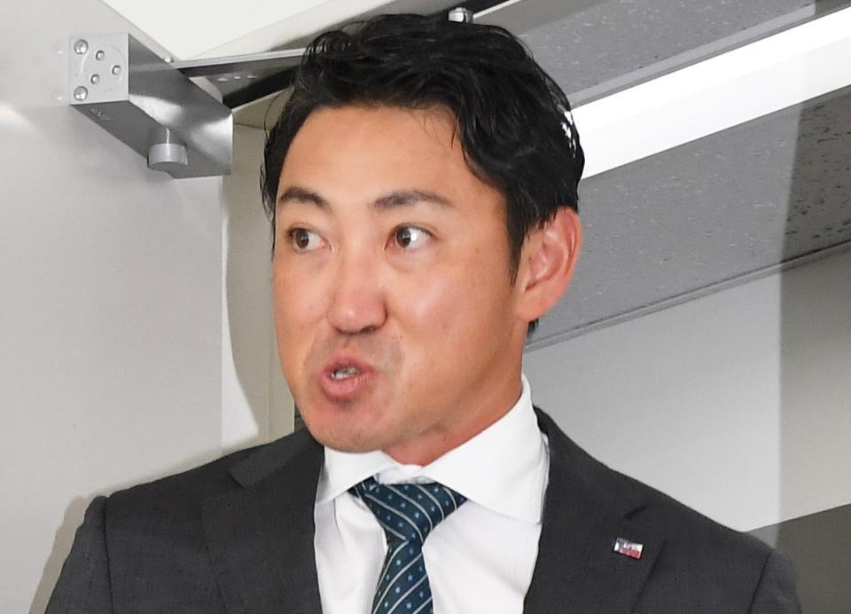 　内川聖一氏