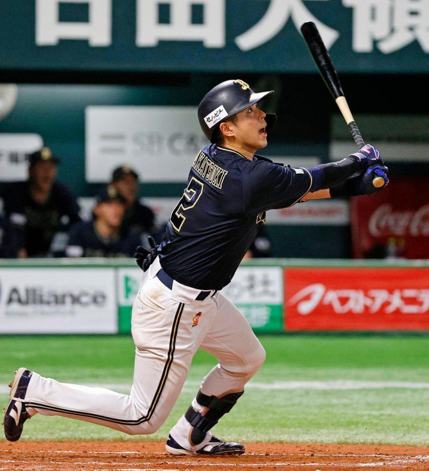 　４回、若月が右越えに３ランを放つ