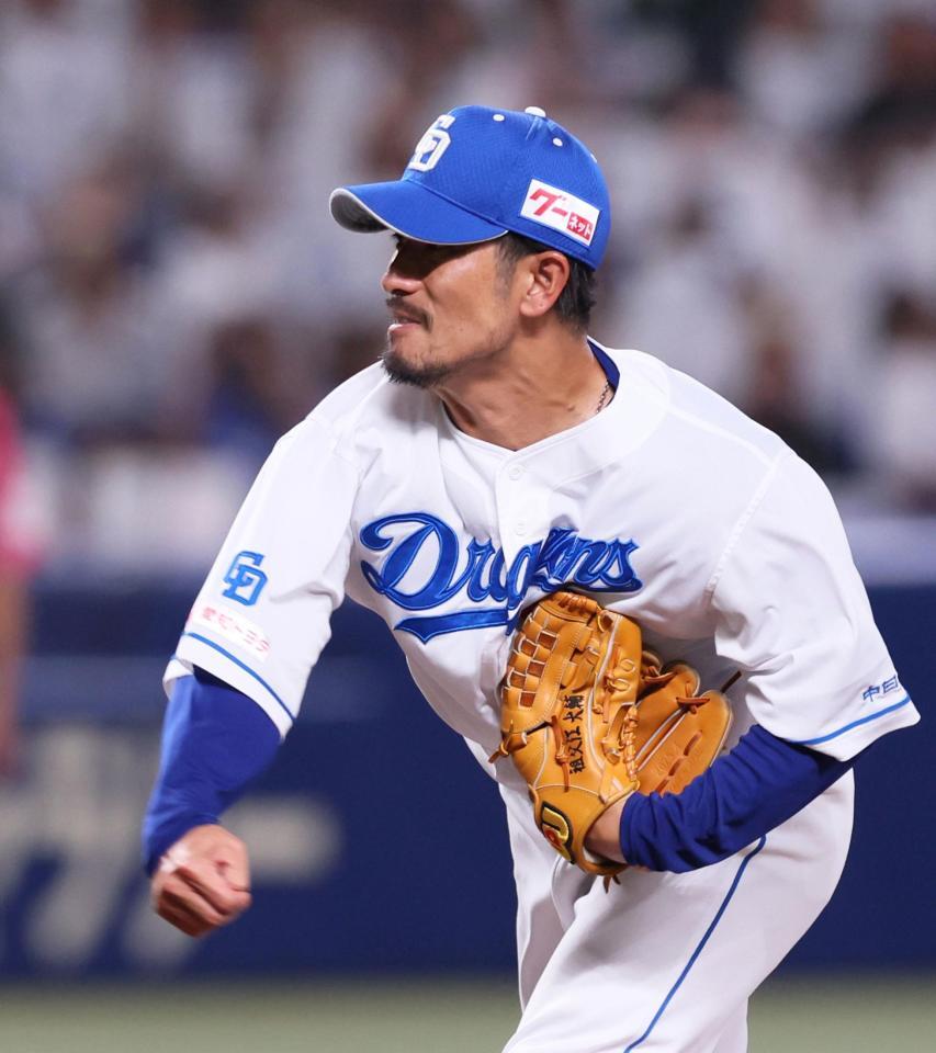 　８回、力投する祖父江（撮影・立川洋一郎）