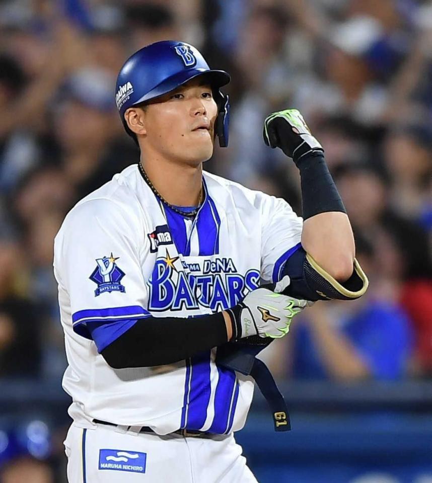 　２回、２点適時打を放った蝦名（撮影・開出牧）