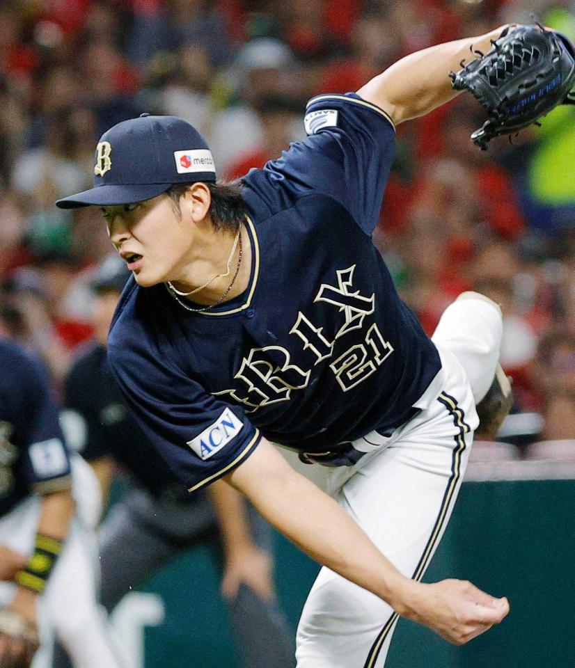 　８回のピンチで登板し、三者凡退に抑える好リリーフを見せた山崎