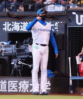 　２回、孫の交代を告げ・新庄監督