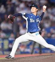 　力投する菅井（撮影・開出牧）