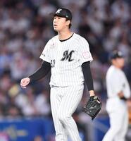 　７回、滝沢に中前打を打たれ完全試合達成の夢敗れた木村（撮影・開出牧）