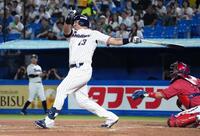 　１回、オスナが左前に先制打を放つ