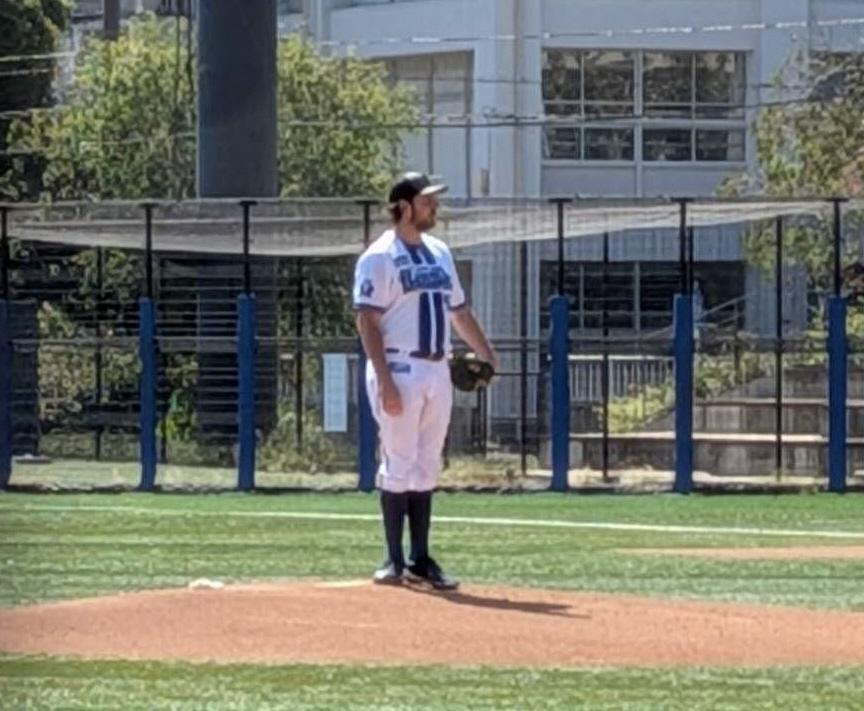 　ライブＢＰに登板するバウアー