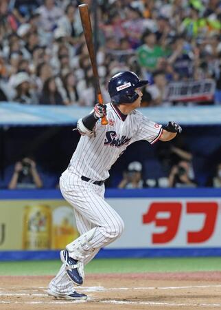 　７回、左飛に倒れる代打川端