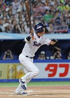 　７回、左飛に倒れる代打川端