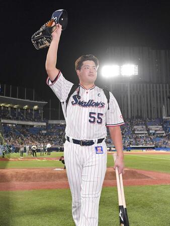 ヤクルト・村上　ラスト神宮惜別タイムリー　最終打席はフルスイング中飛「声援がいつも背中押してくれた」米移籍へ