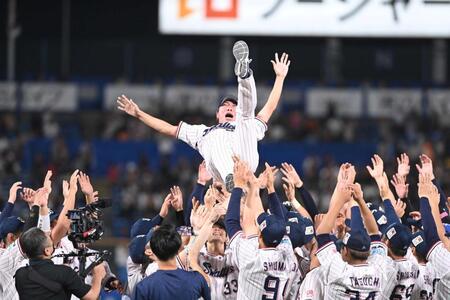 ヤクルト 高津監督の退任発表 後任最有力は池山2軍監督