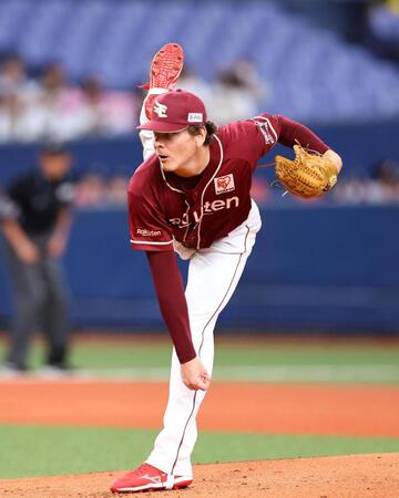 　先発し力投するハワード（撮影・山口登）