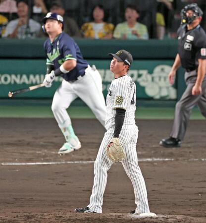 　４回、ヤクルト・村上にソロを浴びる村上（撮影・立川洋一郎）