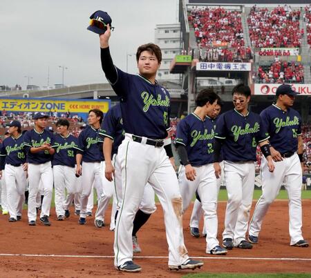 ヤクルト・村上　寂しいより感謝“日本ラストゲーム”感極まる　最終打席は空振り三振　メジャー挑戦「頑張りたい」
