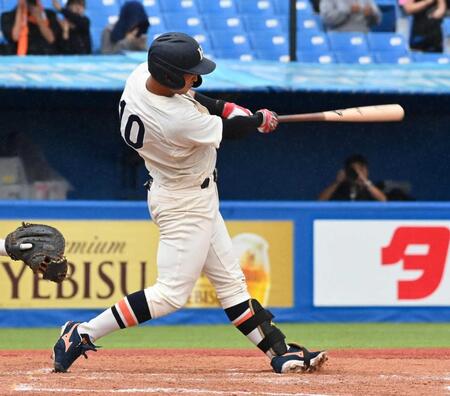 法大・松下“ドラフト候補対決”早大・伊藤撃ち「すごく自信に」現役選手最多12号 阪神スカウト熱視線