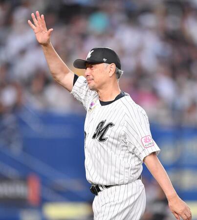 【写真】辞任の吉井監督が涙で謝罪「嫌な思いをさせて申し訳ありません」