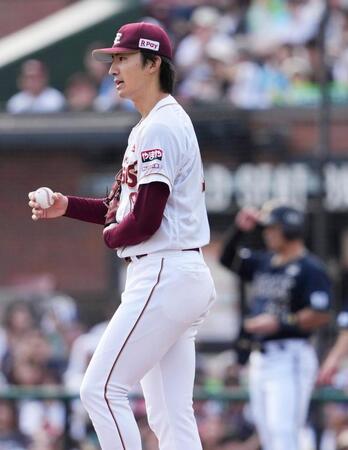 　２回、頓宮（奥）に先制打を許した荘司