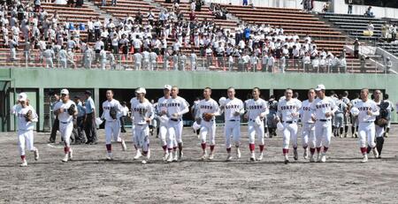 　中国大会進出を決めた広陵ナイン
