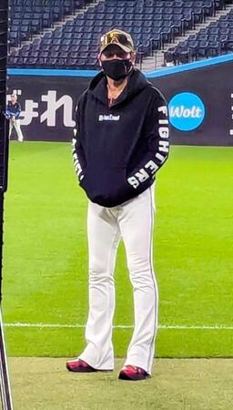 新庄監督「頭おかしいわ、こいつって思ってると思う（笑）」