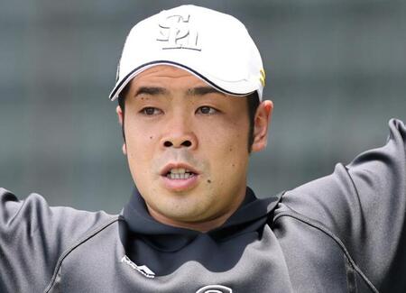 ソフトバンク・近藤　脇腹痛でＣＳ不在見通し　小久保監督「なかなか回復が難しい」