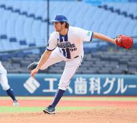 　力投するバウアー（撮影・石井剣太郎）