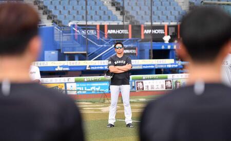 ロッテ・サブロー新監督　いきなり“昭和流キャンプ”予告「厳しい練習に耐えてもらって」山本功児氏スタイル継承