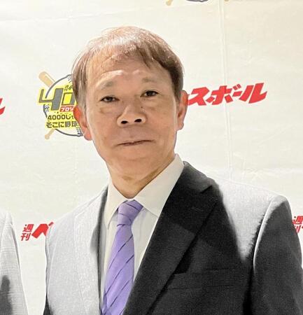 　週刊ベースボール創刊４０００号記念企画トークショーに出演した西村徳文氏
